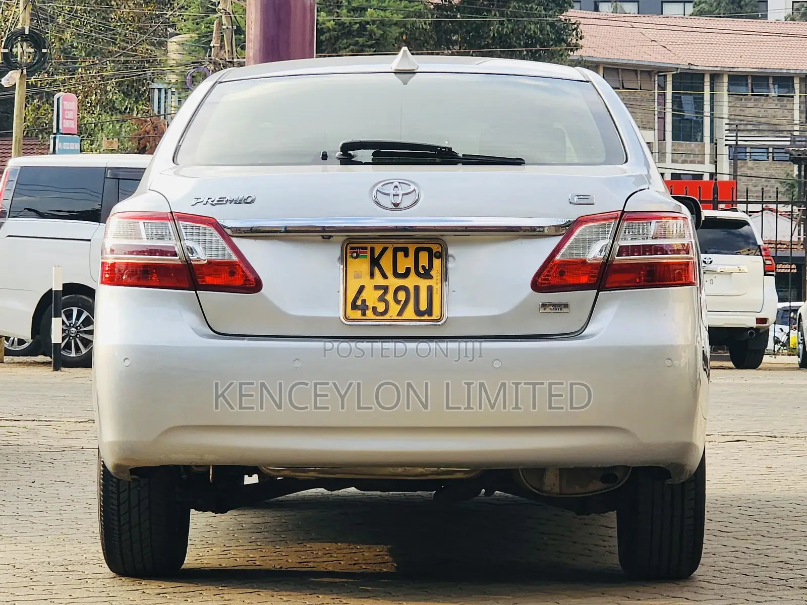 Toyota Premio 1.8 FWD 2012 Silver