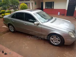 Mercedes-Benz E240 2004 Gold
