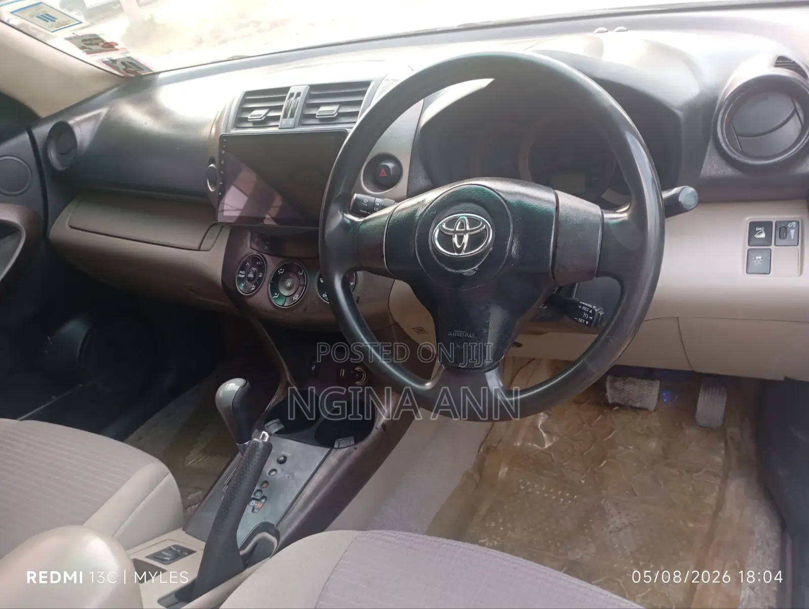 Toyota Vanguard 2008 White