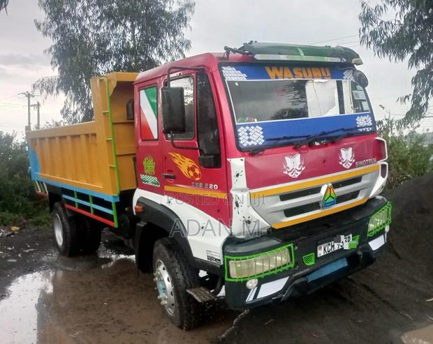 Sinotruk Tipper - main view