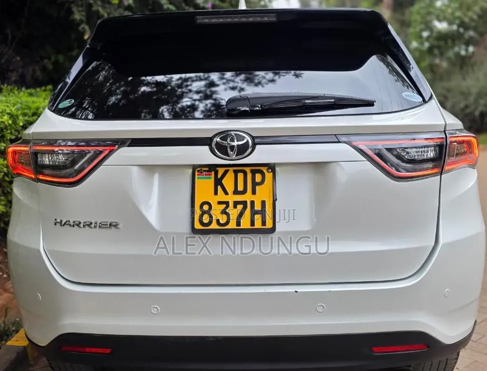 Toyota Harrier 2016 White
