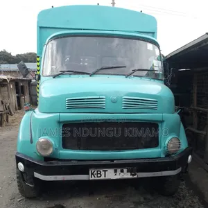 Mercedes Benz Truck 911 on Quick Sale
