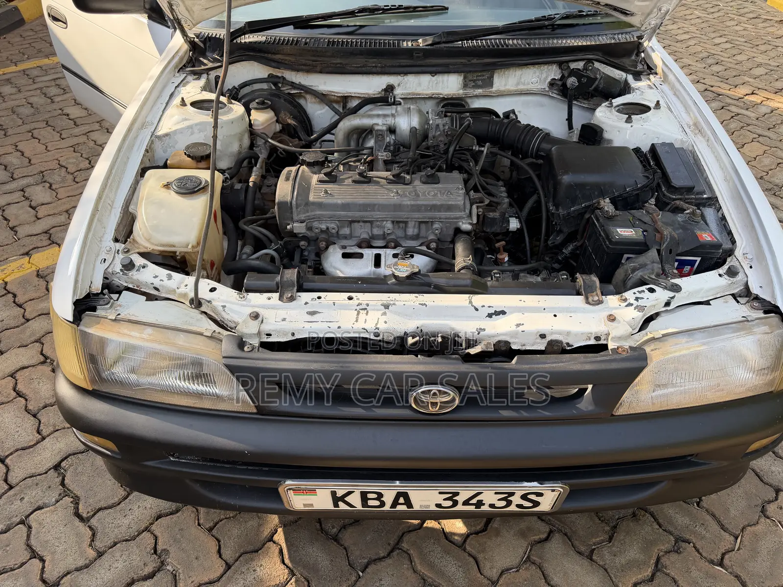 Toyota Corolla 2002 White