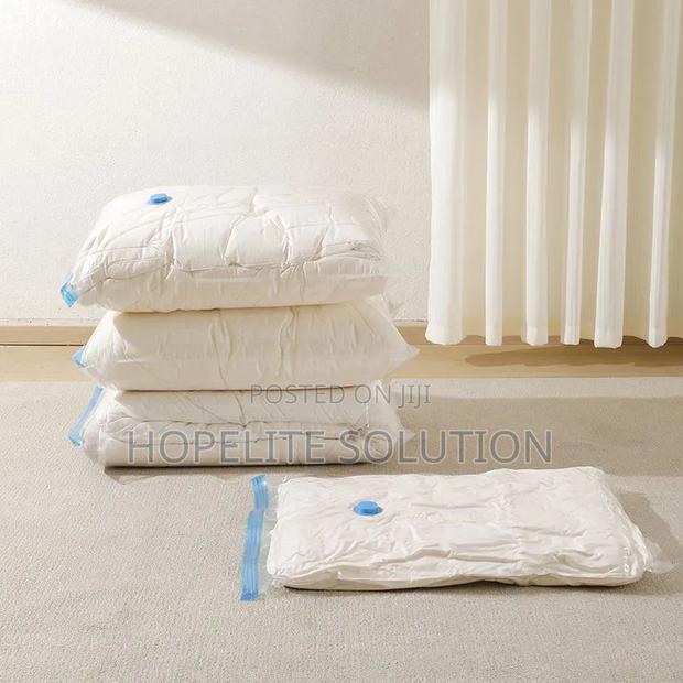 5pcs Vacuum Storage Bags Plus Pump - thumbnail 4