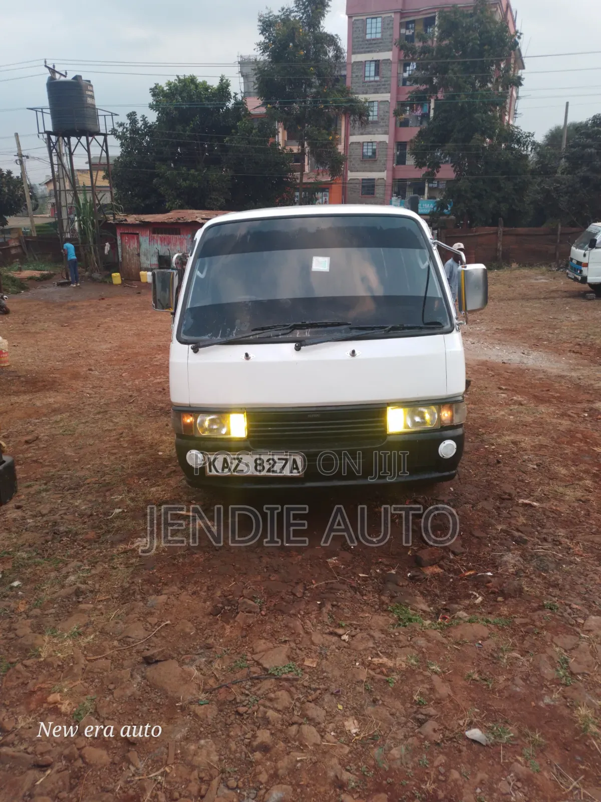 Nissan Caravan (Urvan) 2004 White