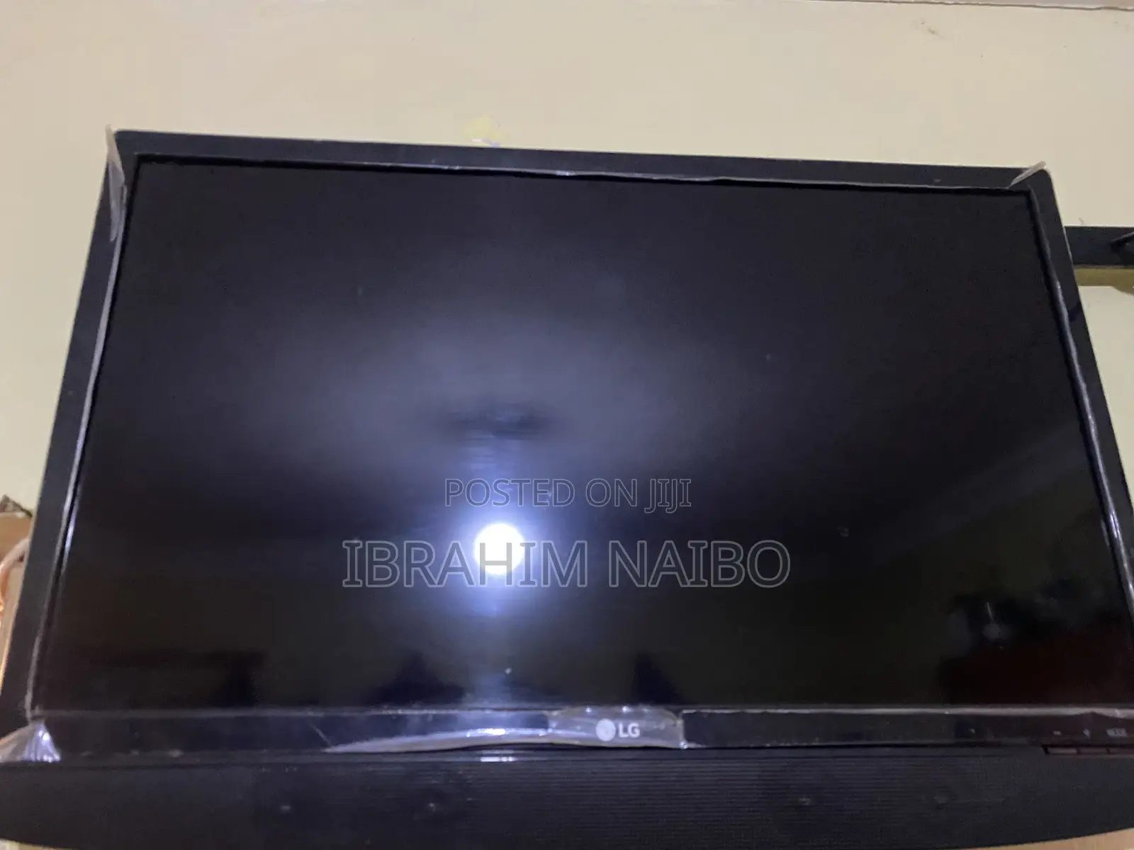 LG TV With Remote Control and Power Cable