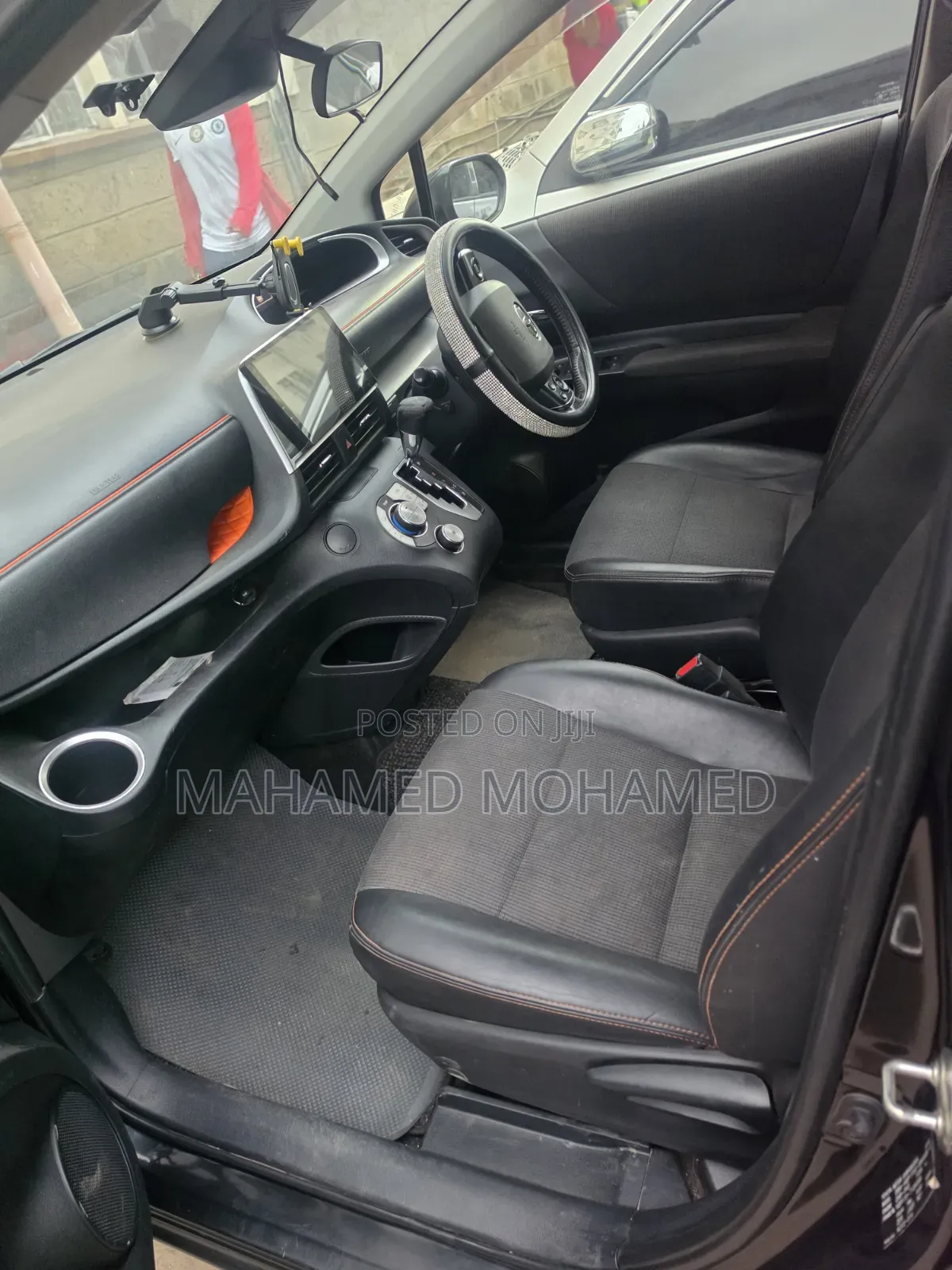 Toyota Sienta 2017 Black