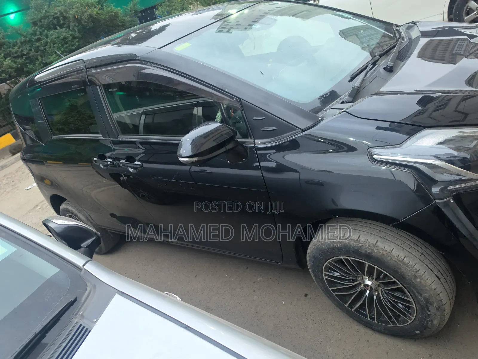 Toyota Sienta 2017 Black