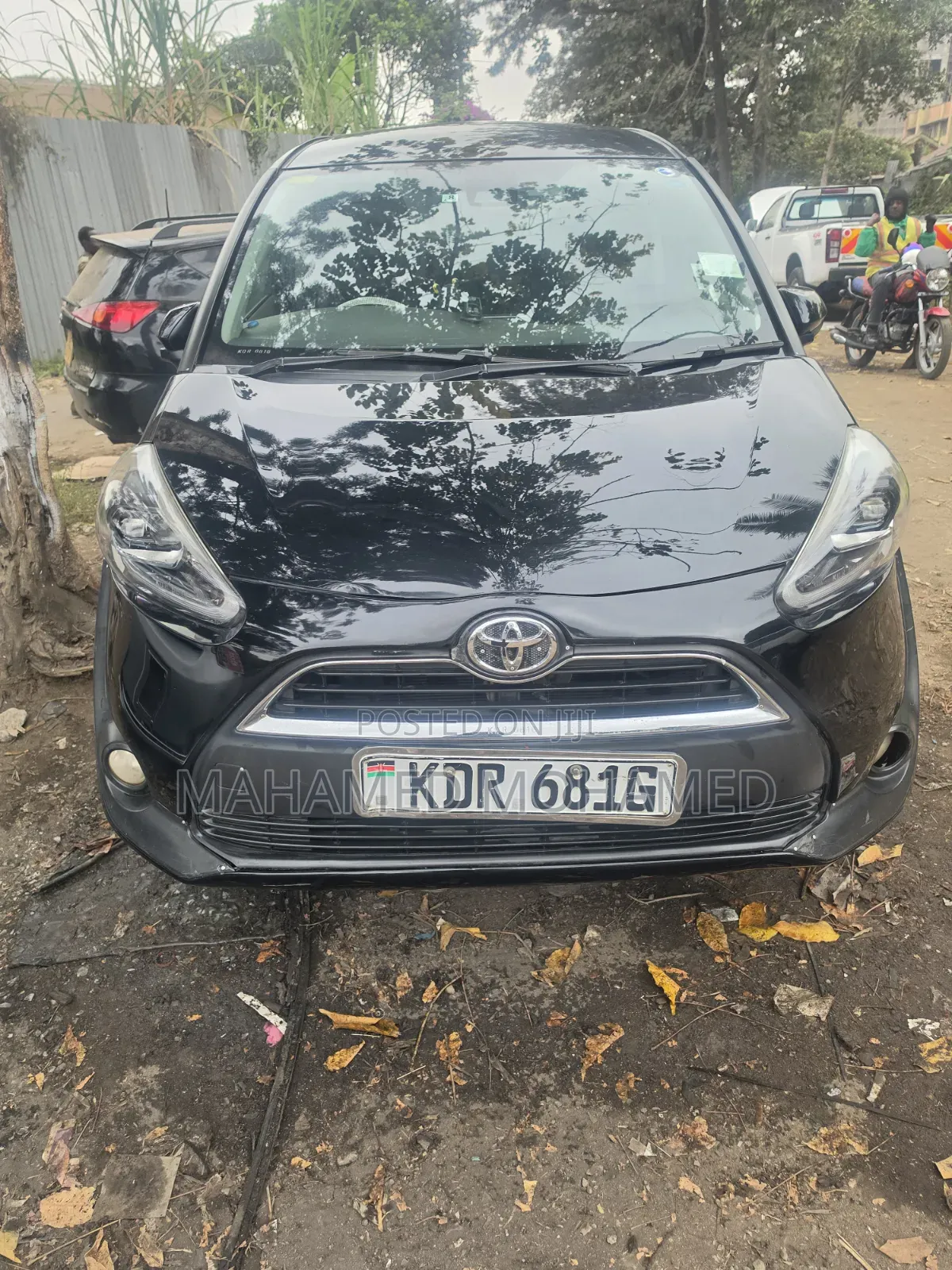 Toyota Sienta 2017 Black