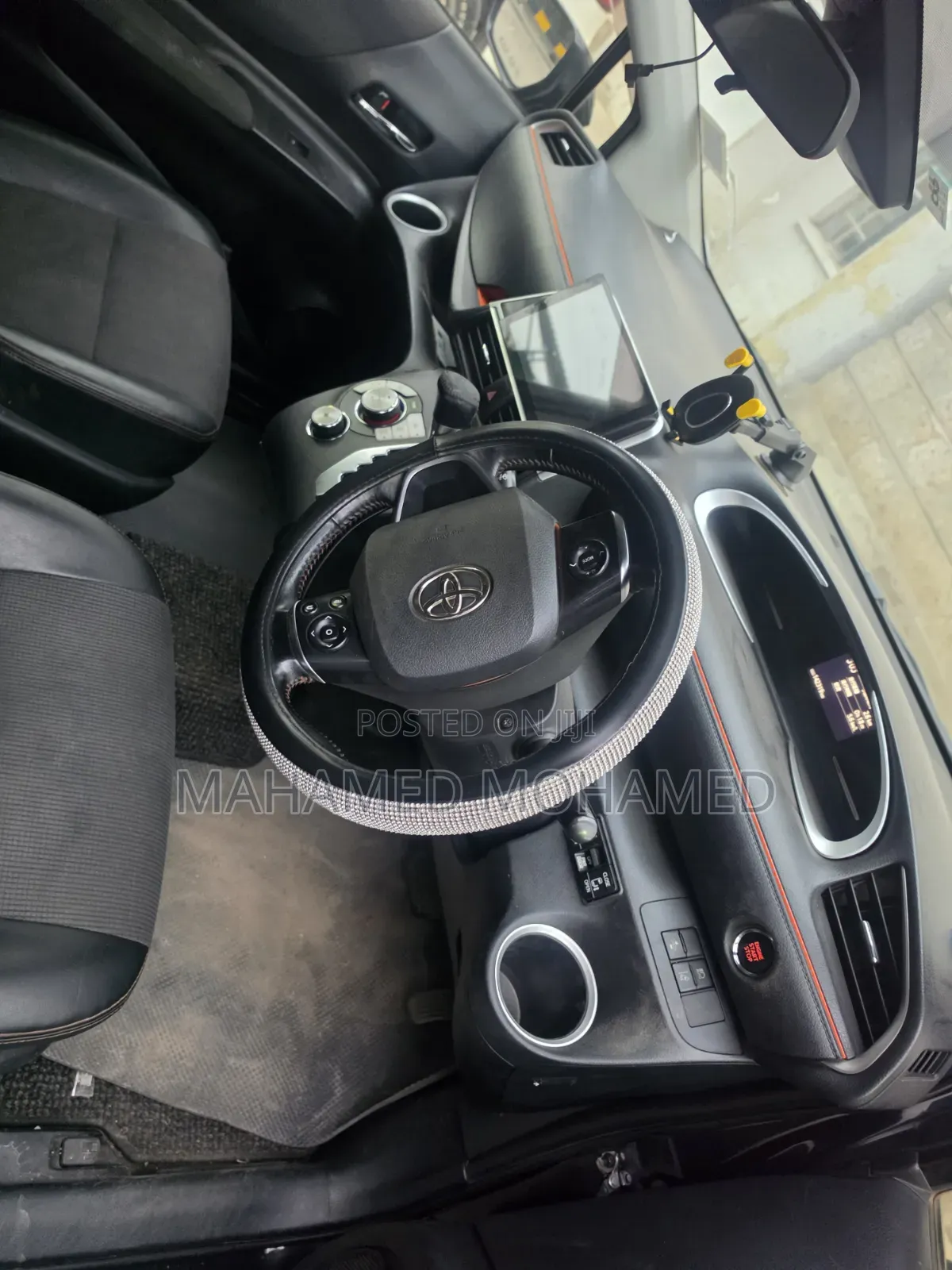 Toyota Sienta 2017 Black