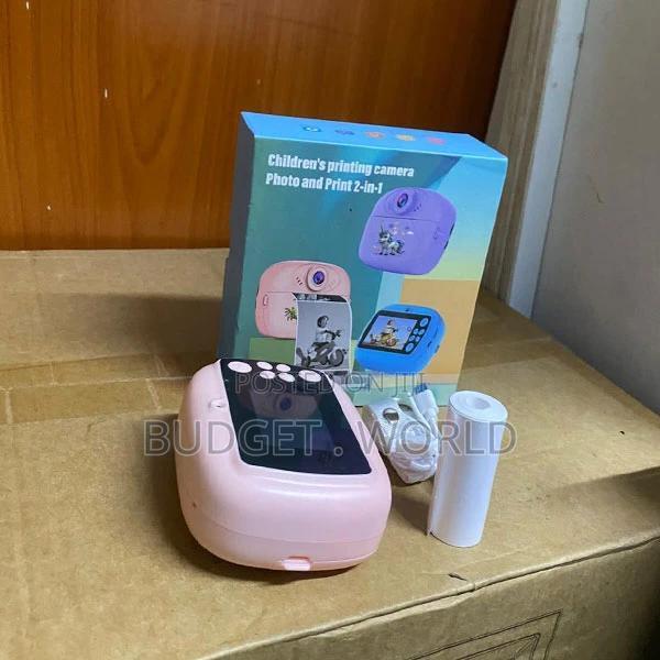 AM200 Digital Instant Camera With Instant Prints - main view