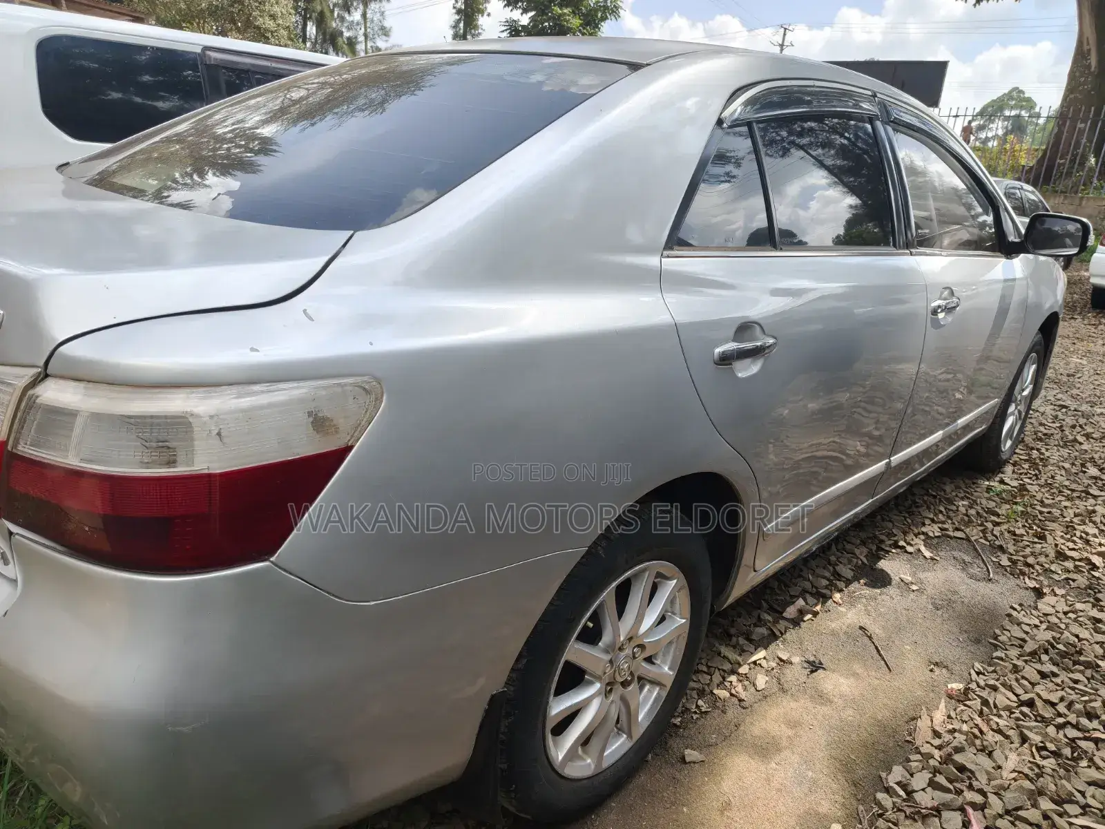 Toyota Premio 2009 Silver
