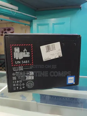 New Laptop HP OmniBook 5 Flip 16GB Intel Core Ultra 5 SSD 512GB