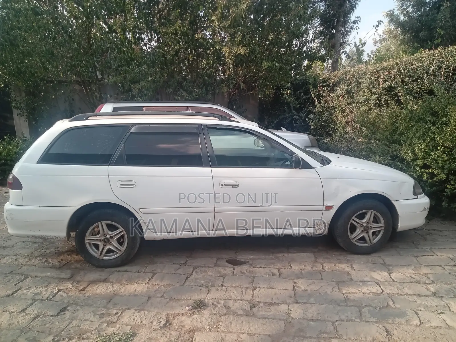 Toyota Caldina 2002 White