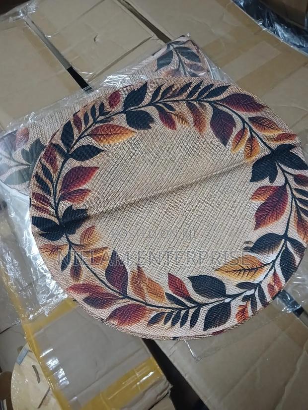 Non-Woven Round Placemat Kitchen Dinning Table Mat - thumbnail 3