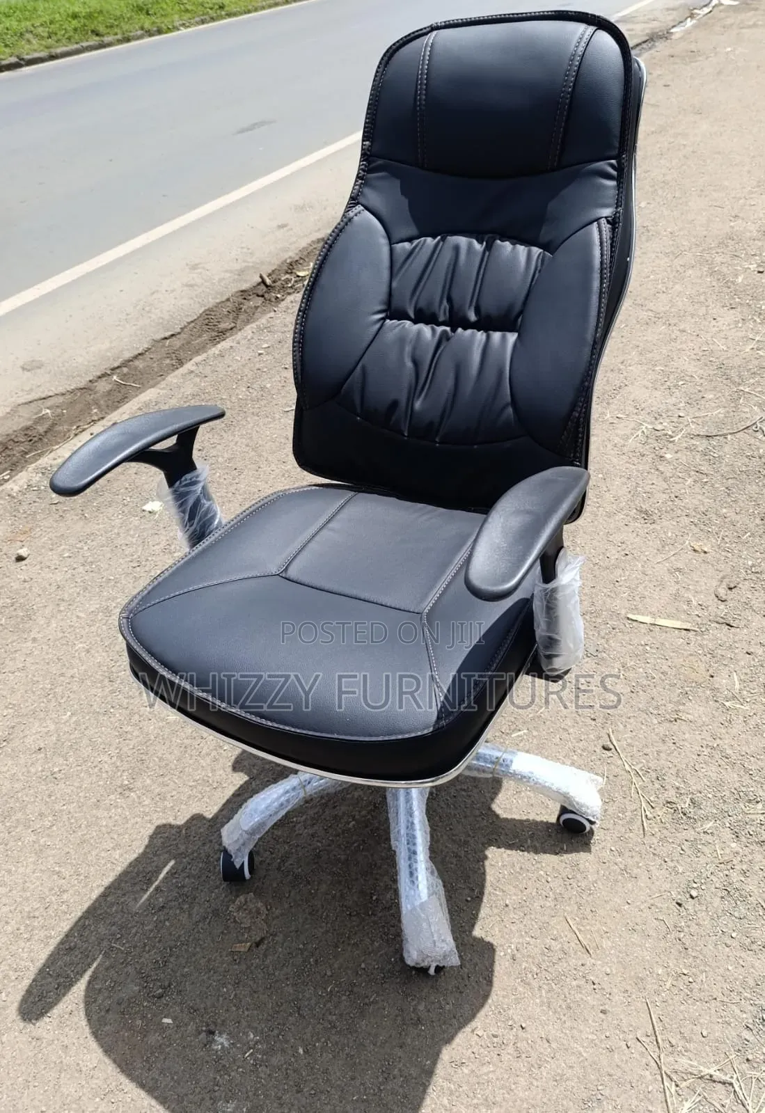 High -Back Office Chair _Leather Premium