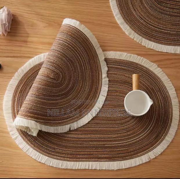 High Quality Oval Cotton Braided Table Placemats.