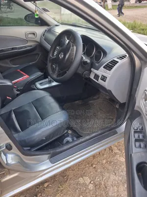 Nissan Wingroad 2006 Silver