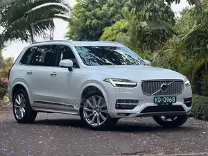 Volvo XC90 T5 R-Design AWD 2019 White