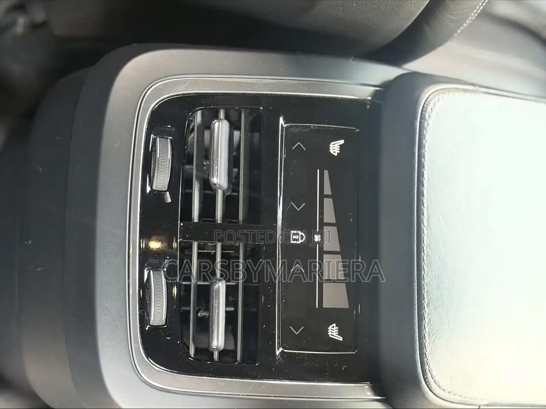 Volvo XC90 T5 R-Design AWD 2019 White