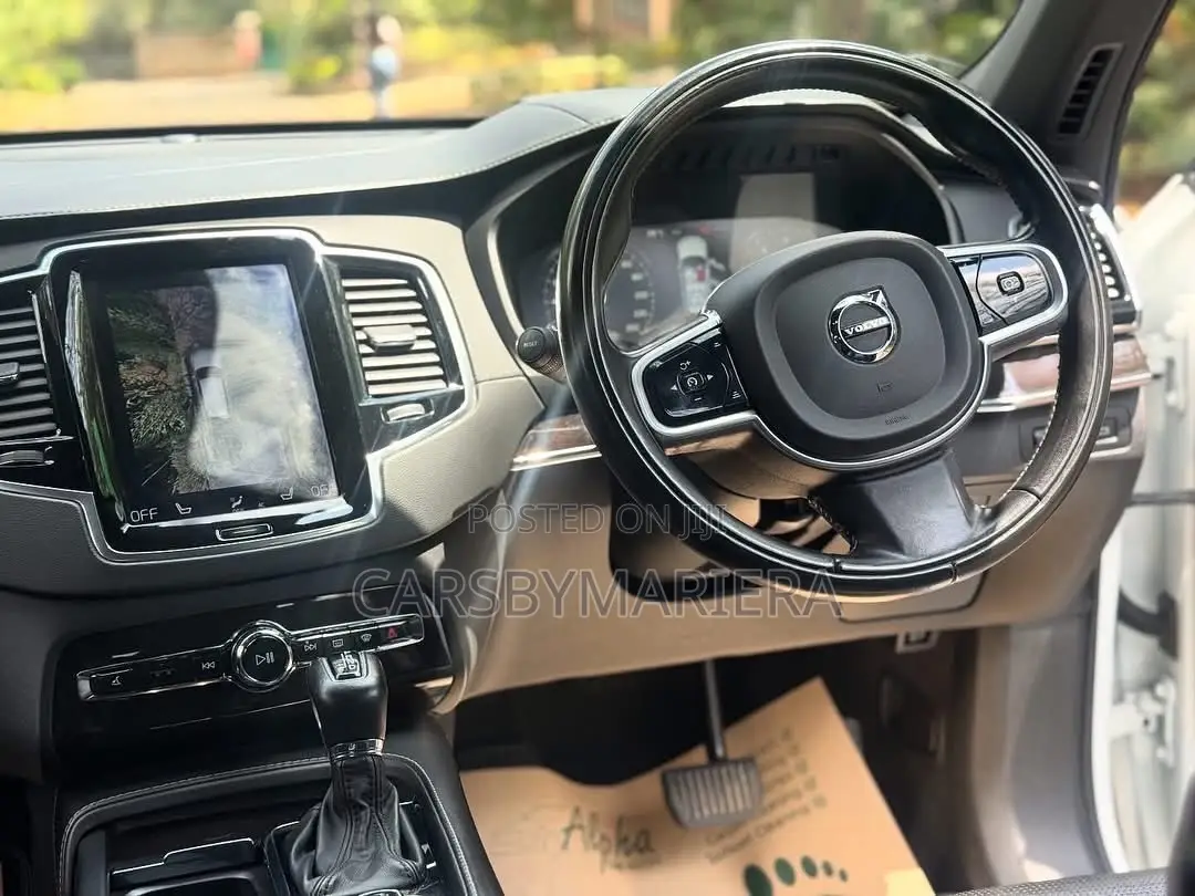 Volvo XC90 T5 R-Design AWD 2019 White
