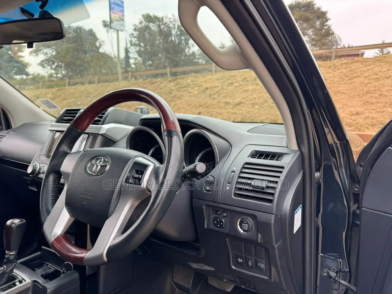 Toyota Land Cruiser Prado 2017 Black