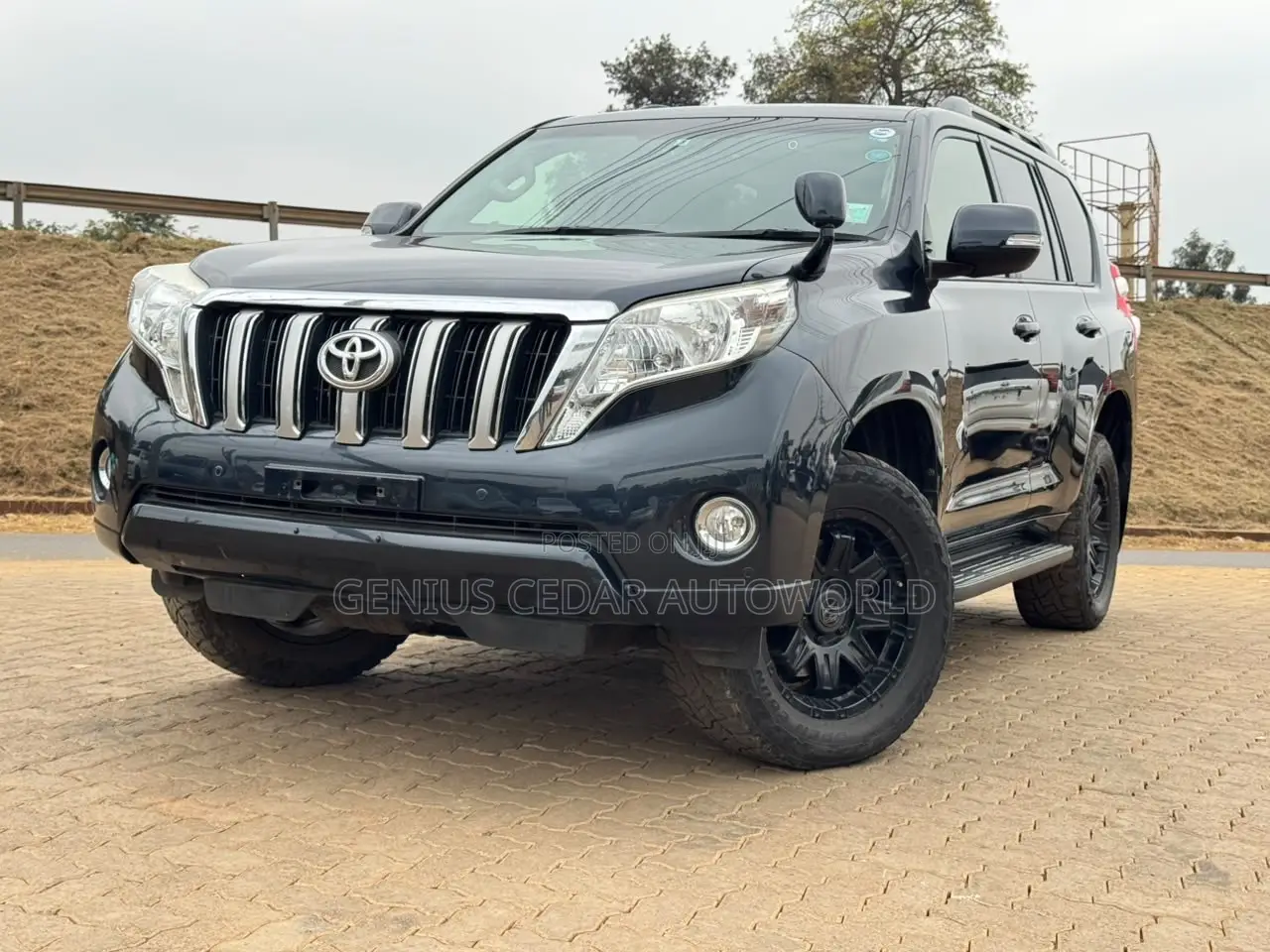 Toyota Land Cruiser Prado 2017 Black