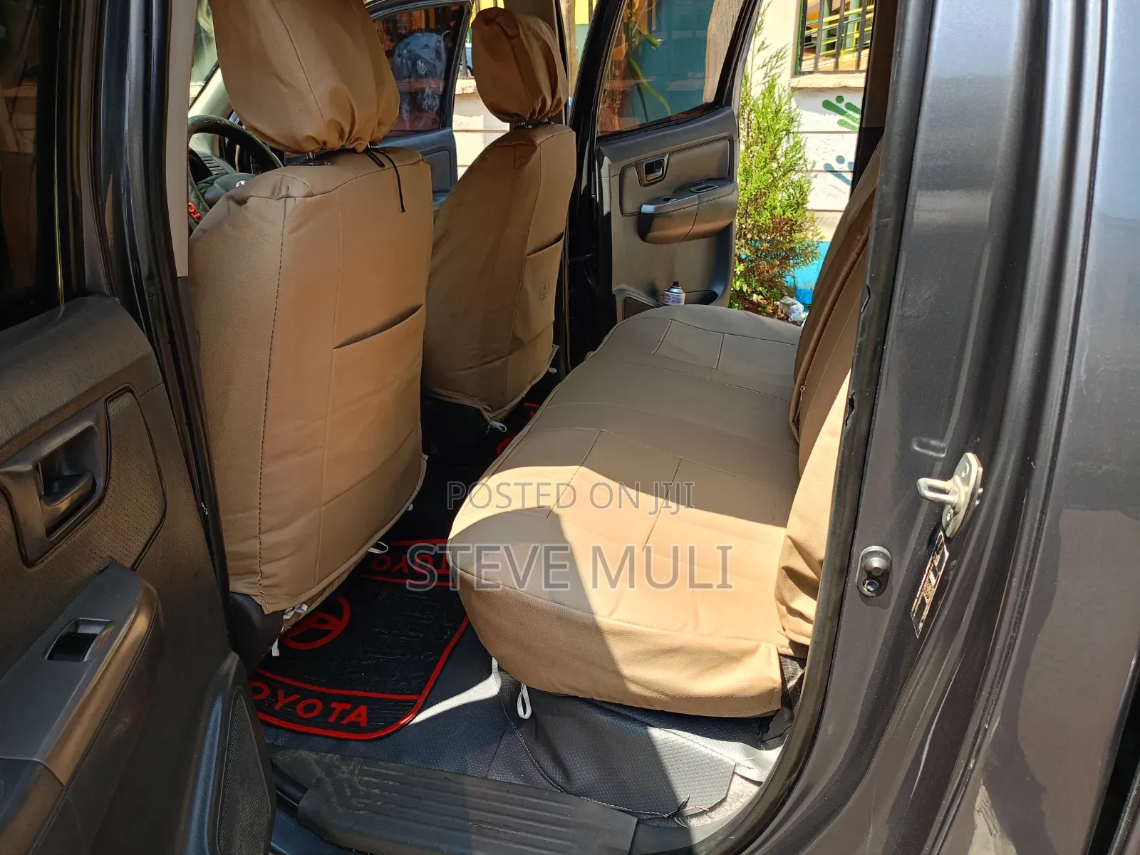 Toyota Hilux 2014 Gray