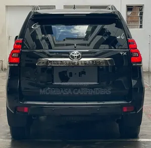 Toyota Land Cruiser Prado 2022 Black