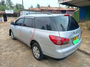 Nissan Wingroad 2008 Silver