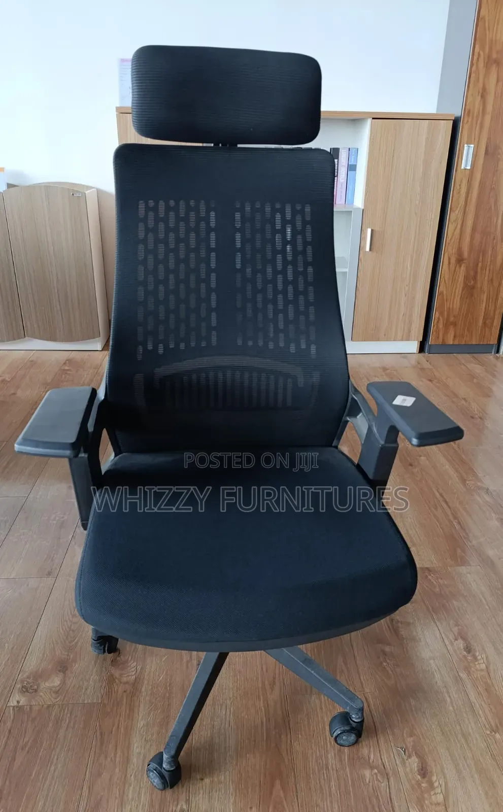 High -Back Mesh Office Chair