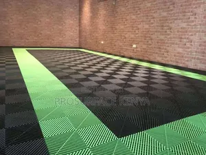Best Garage Flooring Kenya – PVC Interlocking Tiles 40×40cm