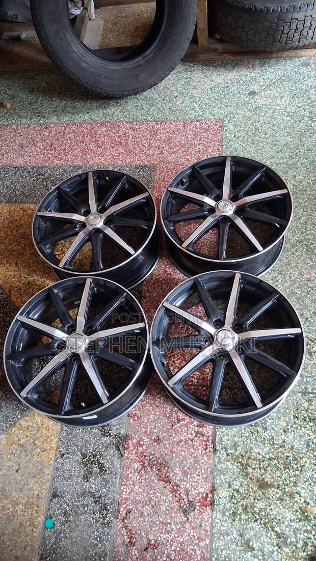 Toyota Harrier,rav4,mark X,crown, 18inch Rims