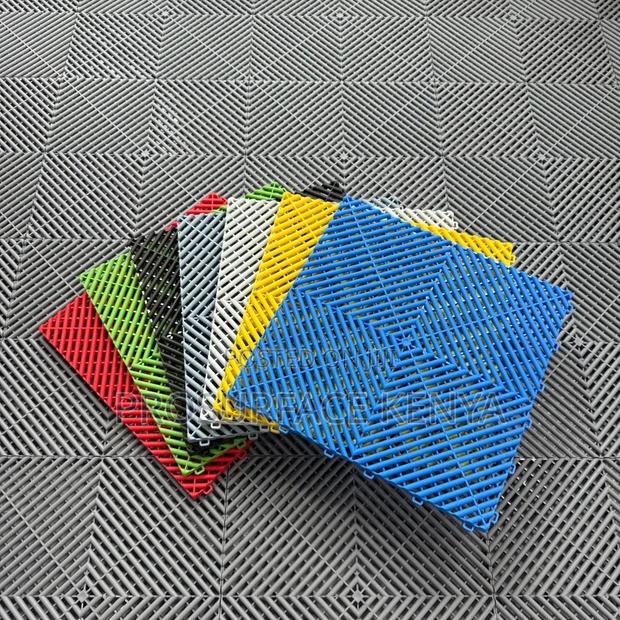 Car Wash Mats Kenya – Non Slip PVC Interlocking Tiles