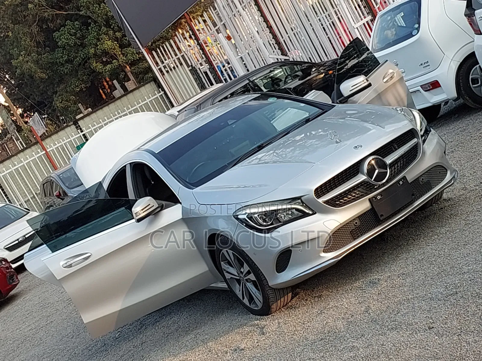 Mercedes-Benz CLA-Class 2017 Silver