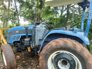 Huaxia China Tractor (HX 604)