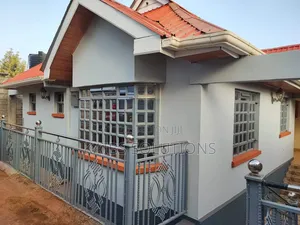 3bdrm Maisonette in Kawaida, Banana for sale
