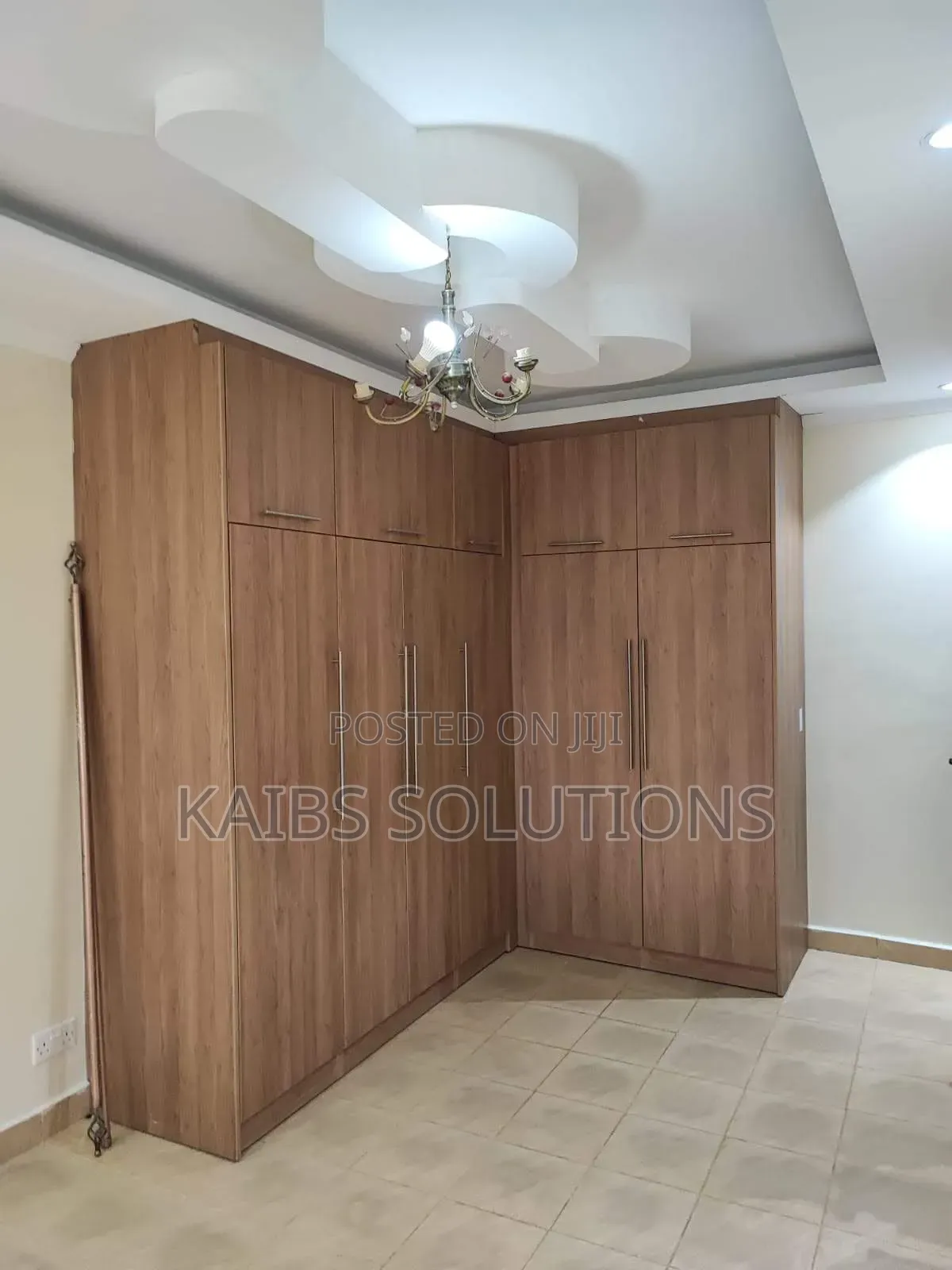 3bdrm Maisonette in Kawaida, Banana for sale