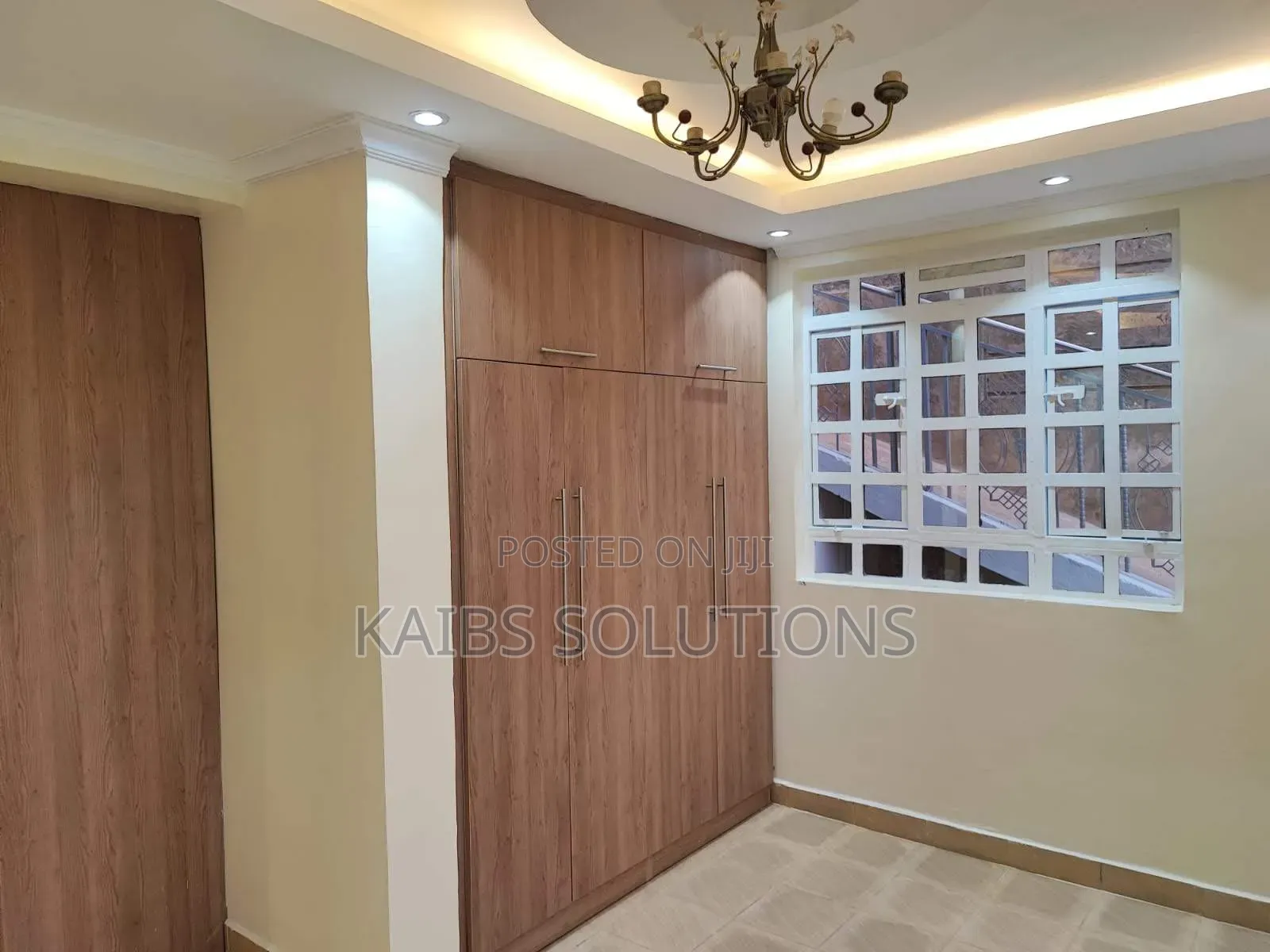 3bdrm Maisonette in Kawaida, Banana for sale