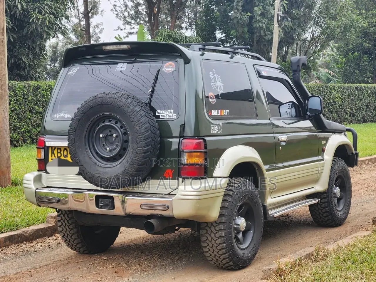 Mitsubishi Pajero 1996 Green
