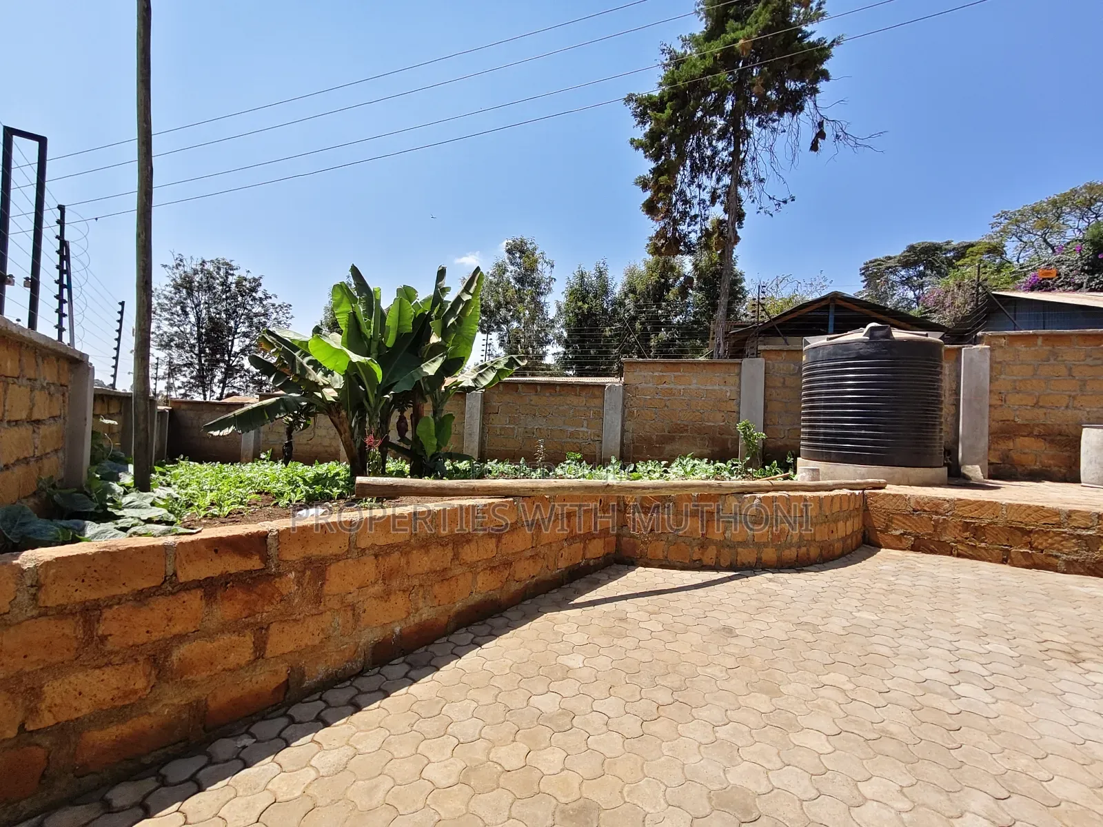 3bdrm Bungalow in Matasia for sale