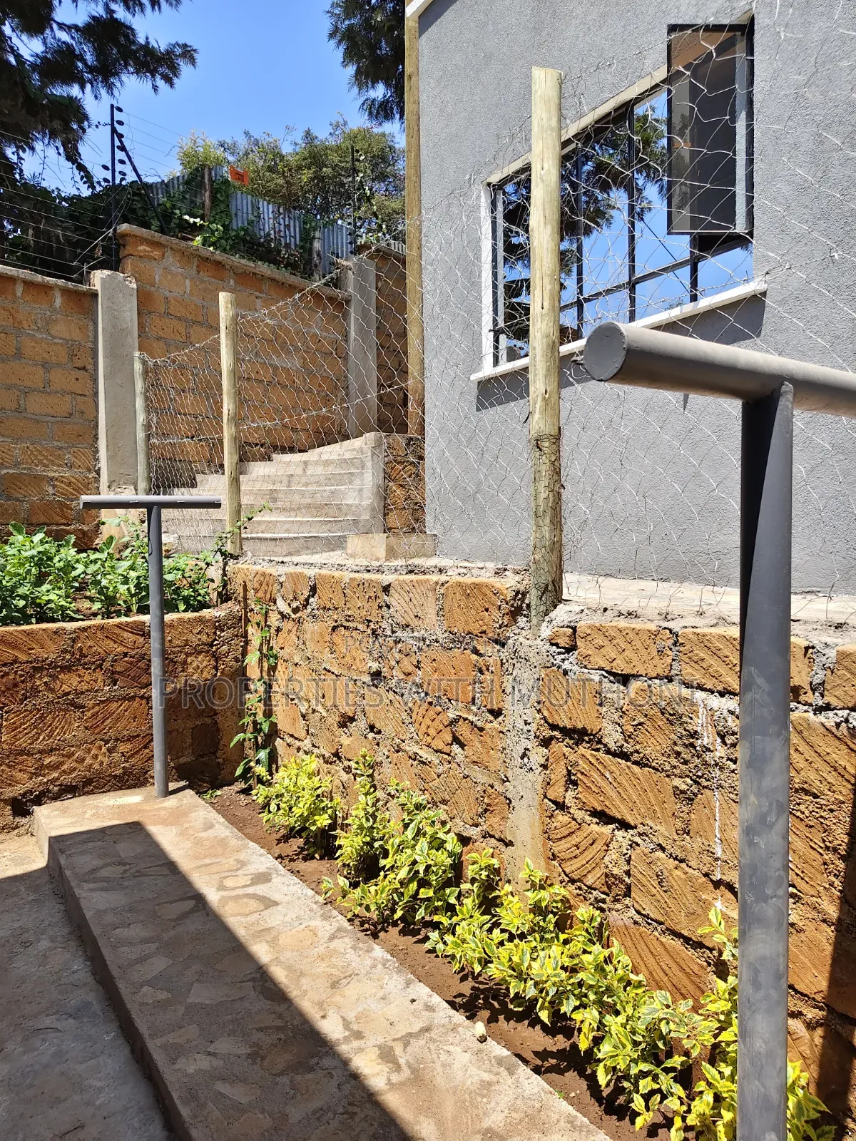 3bdrm Bungalow in Matasia for sale