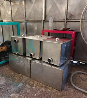 Modern Non Rustic Stainless Customized Kitchen Grease Traps