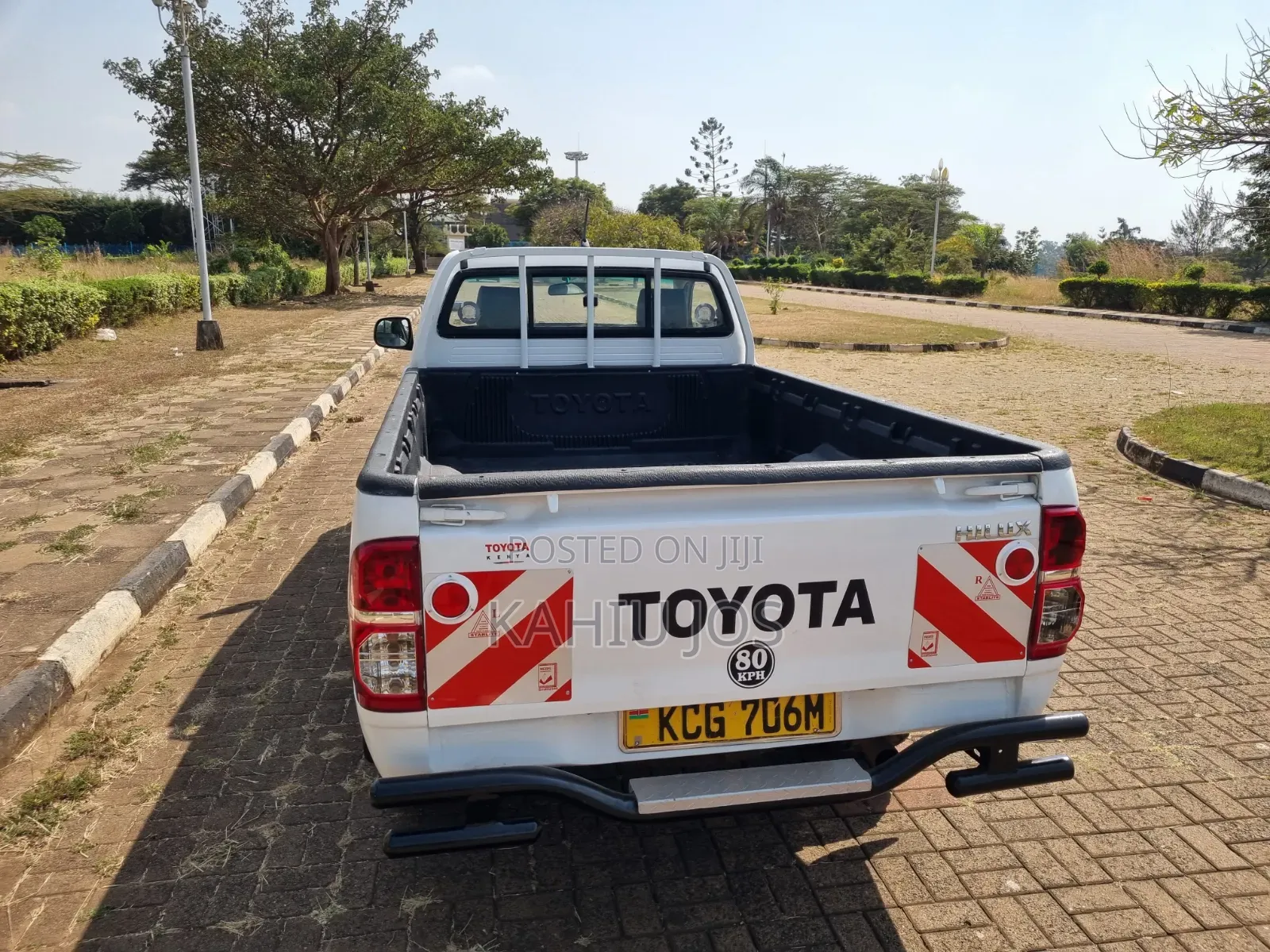 Toyota Hilux 2016 White