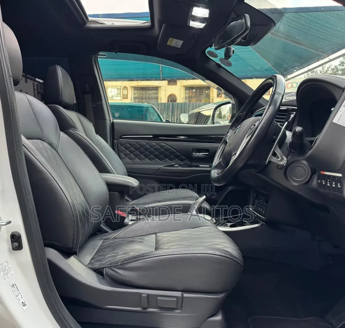 Mitsubishi Outlander 2019 White