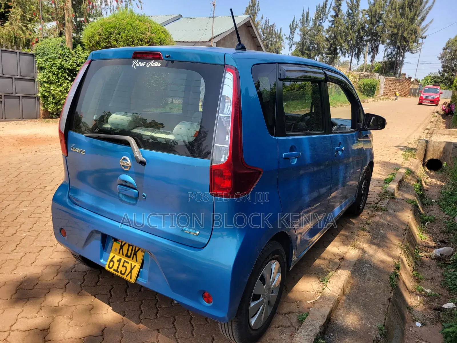 Nissan Dayz 2017 Blue