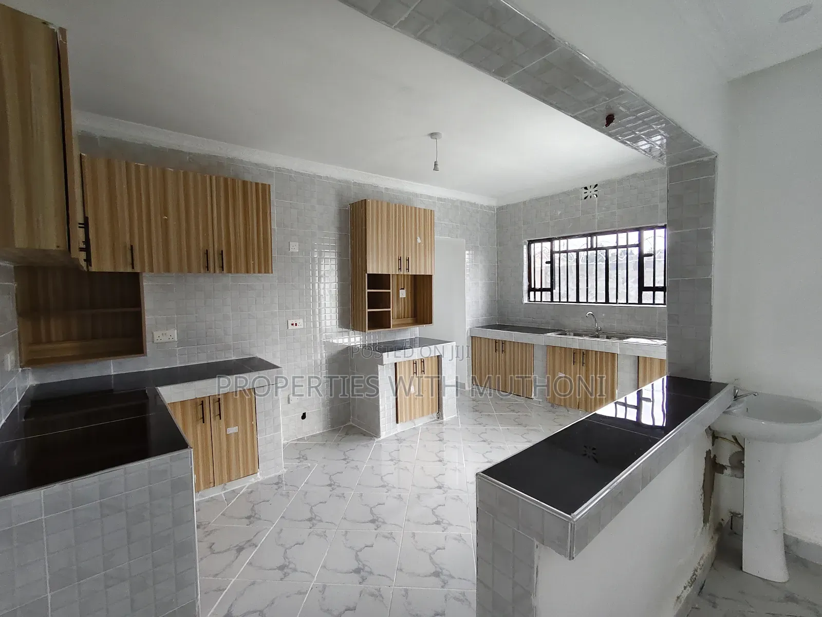 4bdrm Bungalow in Kitengela for sale