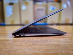 Laptop Dell Precision 5560 16GB Nvidia SSD 512GB