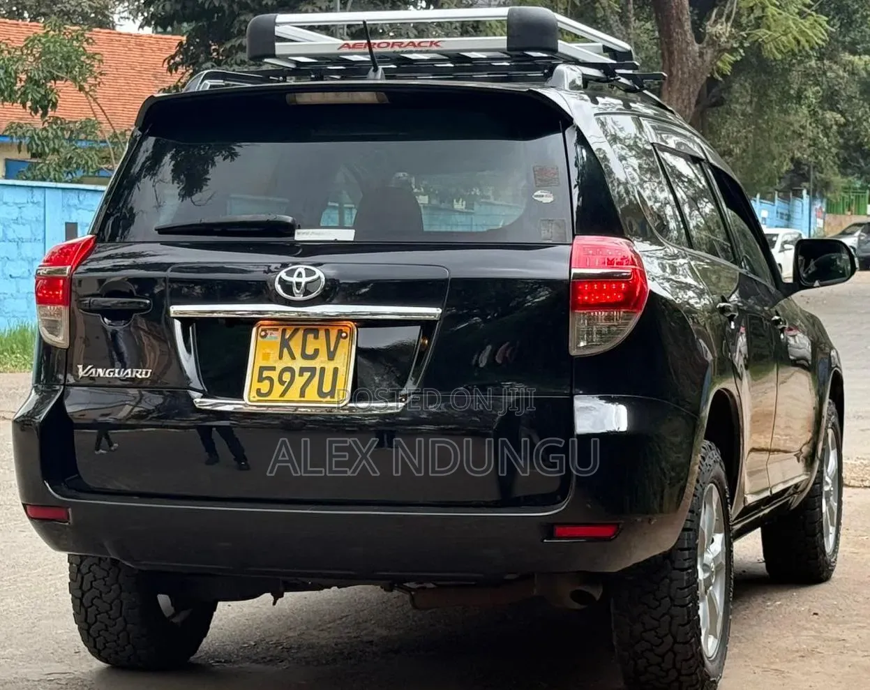 Toyota Vanguard 2013 Black