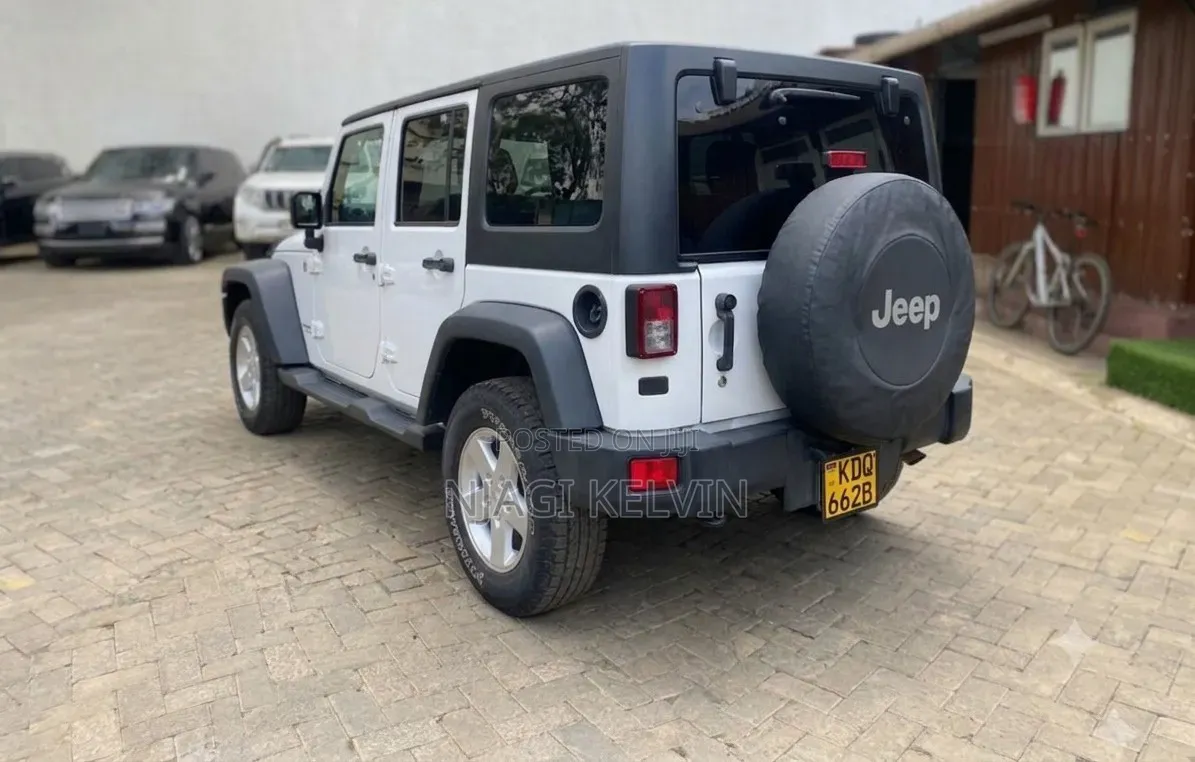 Jeep Wrangler Sport 4x4 2016 White